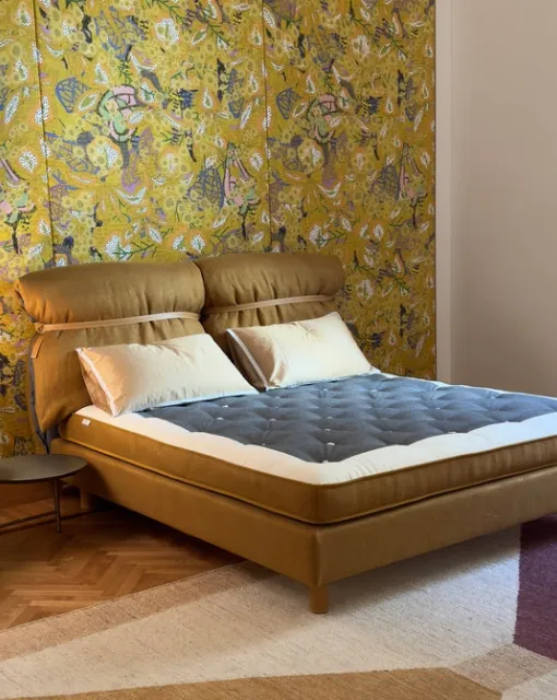 Brera Bed with Upholstered Fabric by Midsummer Milano