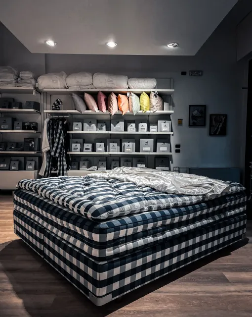 The Philosophy of VILLA - luxury beds -