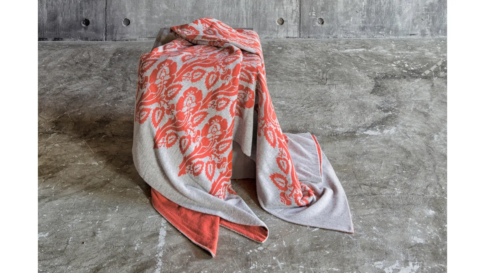 Fiorichiari Plaid by Midsummer Milano