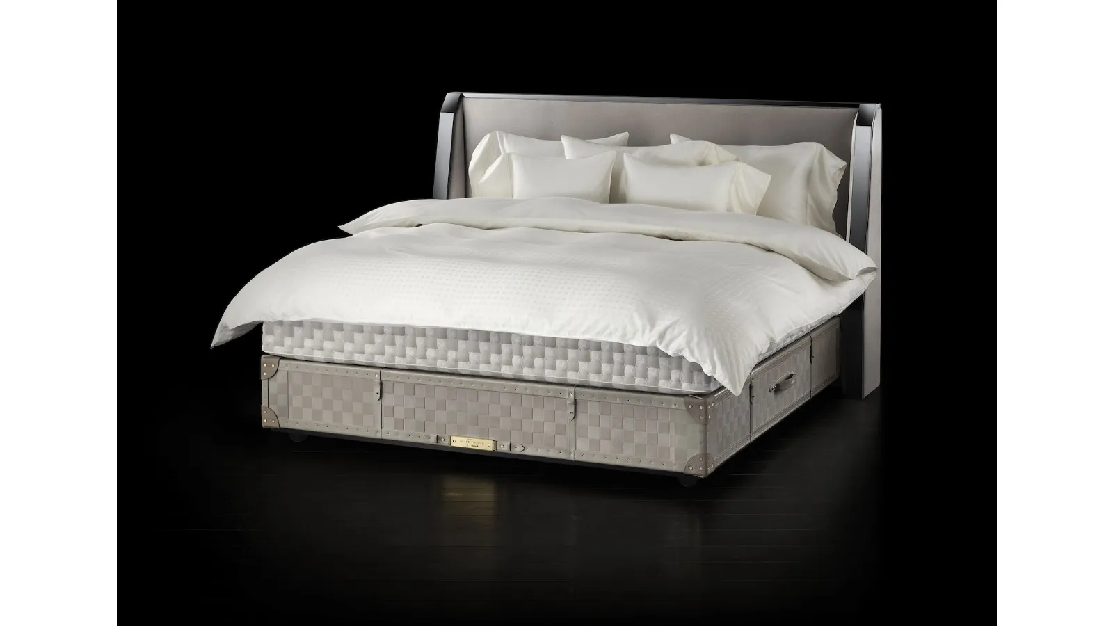 Fabric bed with Grand Vividus Natural Shale headboard by Hastens