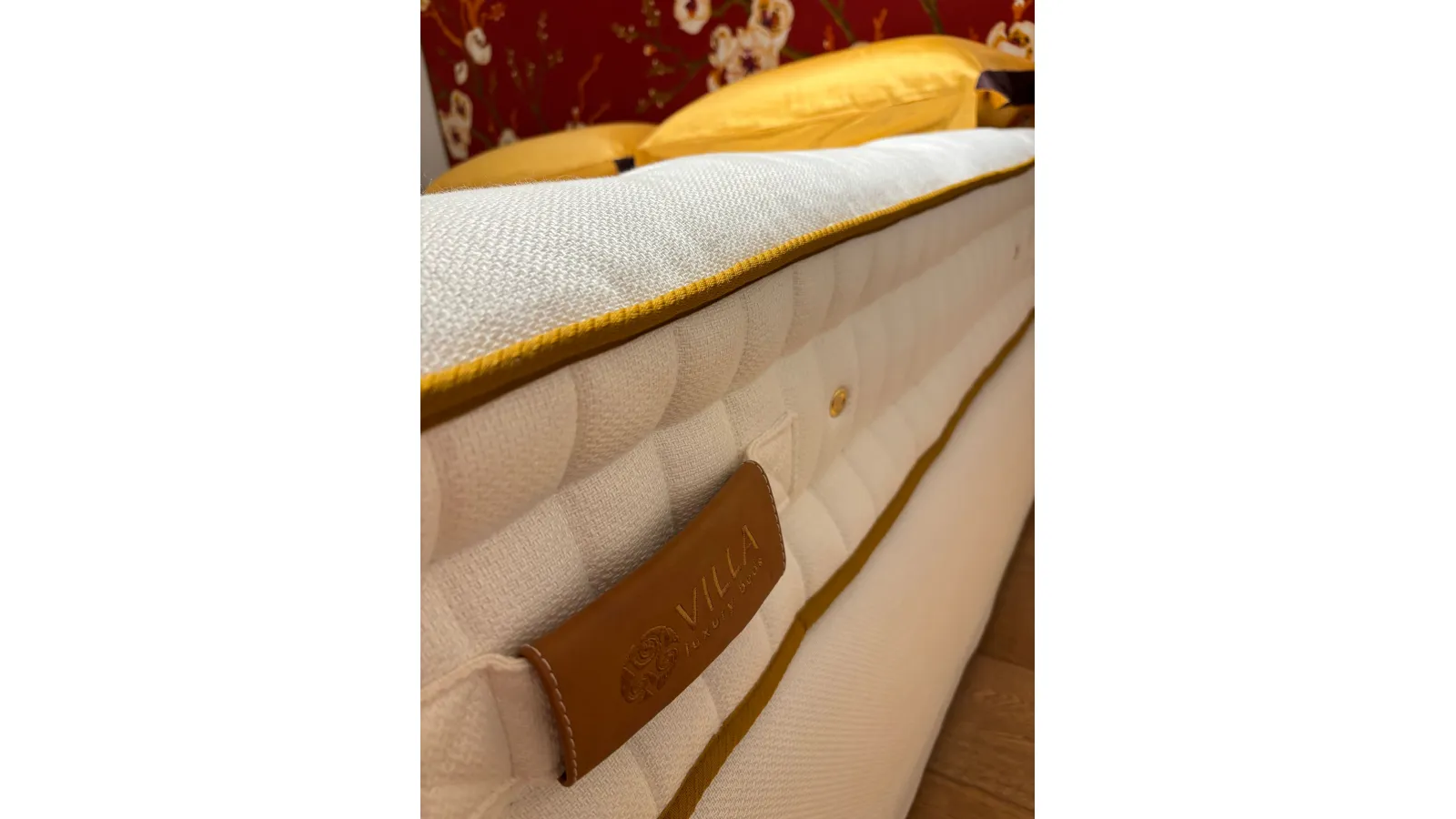 VLB Leonardo is the first of the family jewels, made in Italy.