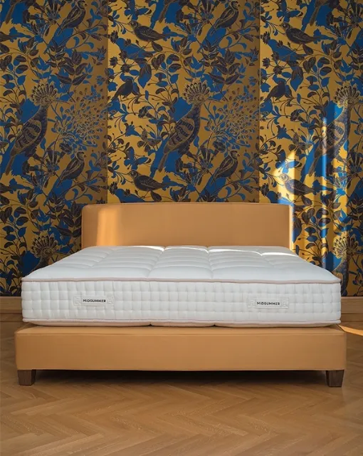 Fabric bed with Puro headboard by Midsummer Milano