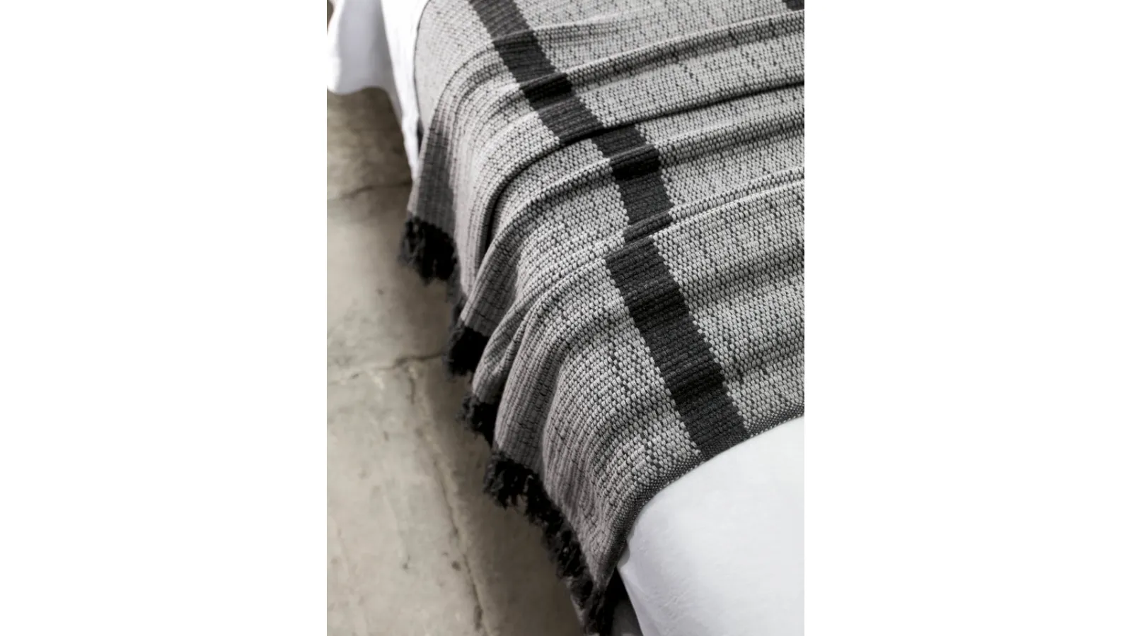 Simpliciano Grey Blanket by Midsummer Milano