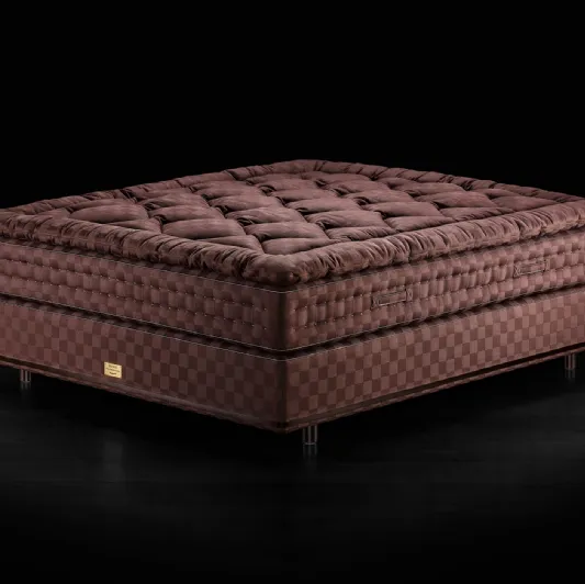 Marwari double bed by Hastens