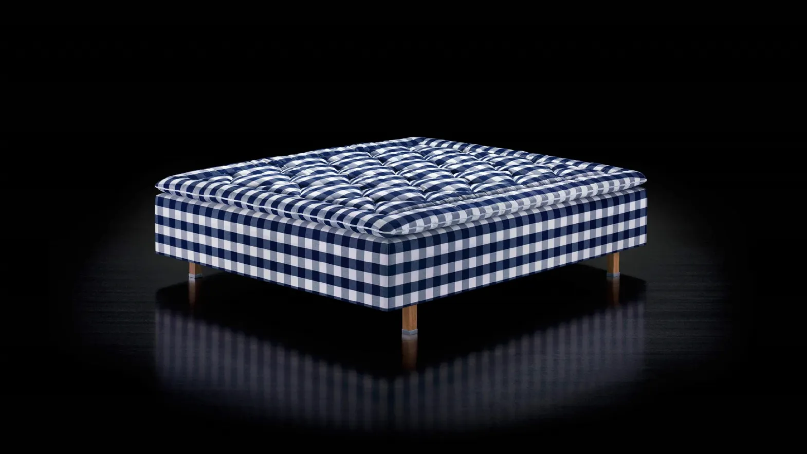 Superia luxury bed by Hastens